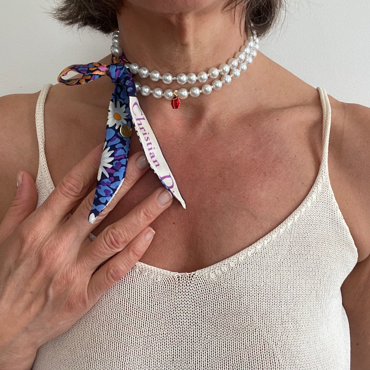 collier de perles fantaisie twilly  en soie foulard Dior vintage revalorisé