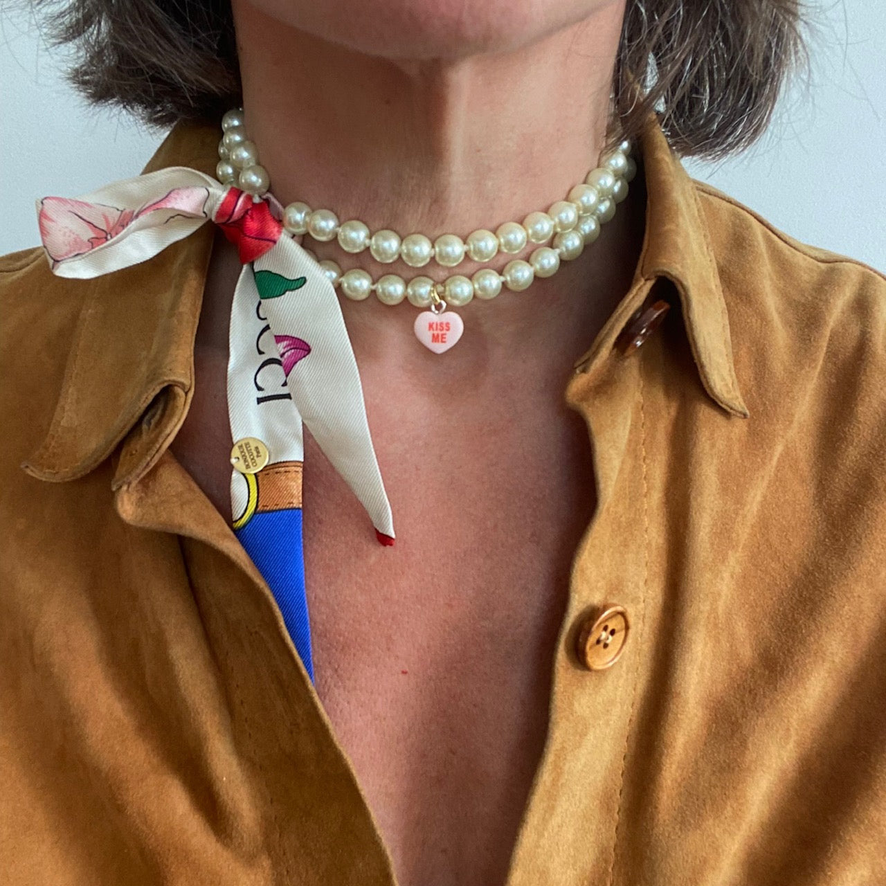 collier de perles fantaisie twilly  en soie foulard Gucci vintage revalorisé