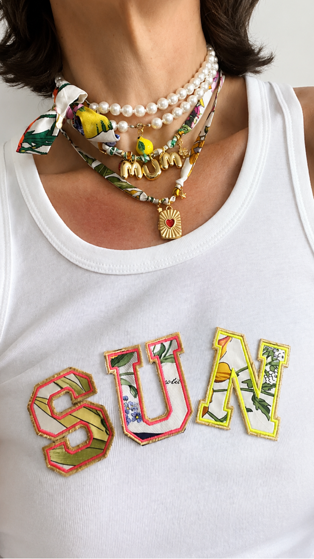 collier charms plaqué or twilly  en soie foulard Gucci vintage revalorisé par Bonjour Cocotte