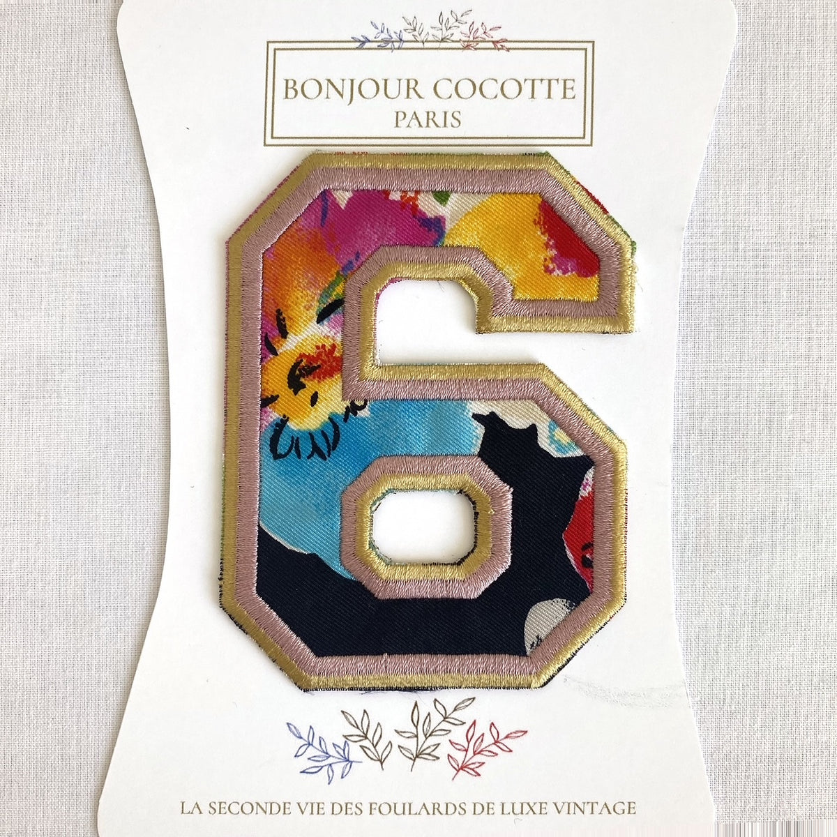 patch  brodé thermocollant chiffre 6 foulard vintage Ungaro upcyclé par Bonjour Cocotte