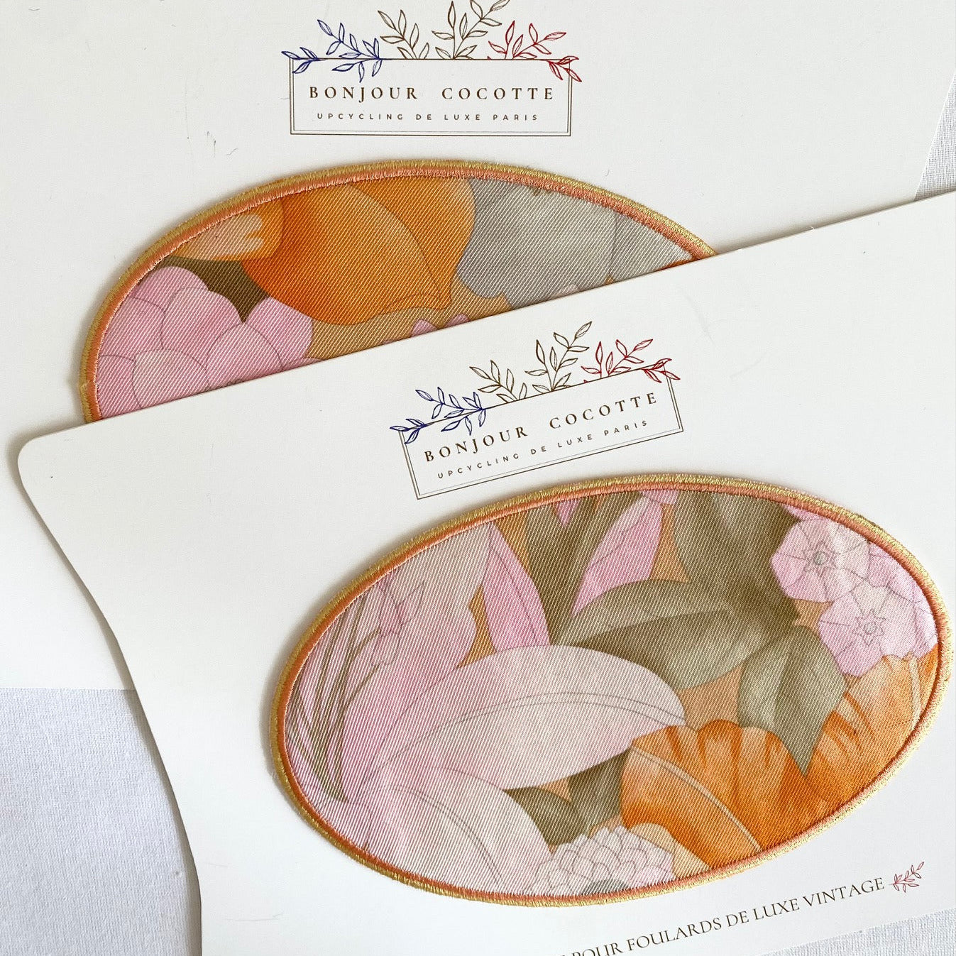 patch  thermocollant coudière en soie issu de foulards de luxe vintage revalorisé Léonard