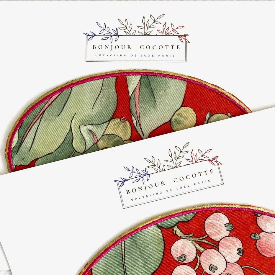 Coudière patch  thermocollant upcycling de soie issue de la revalorisation de foulards de luxe vintage Valentino