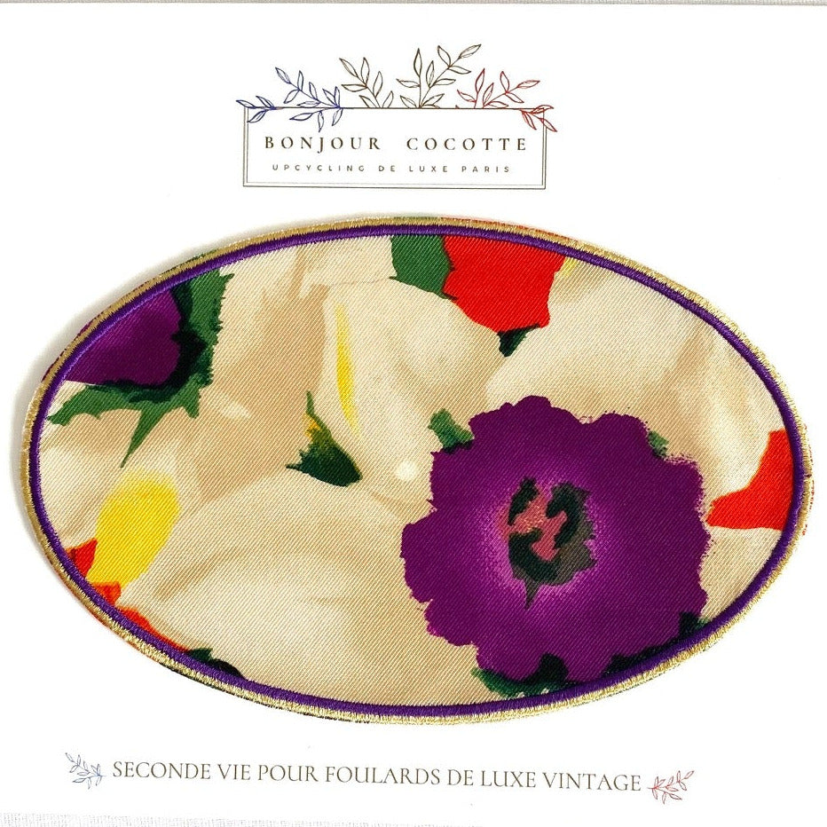 Coudière patch thermocollant upcycling de soie issue de la revalorisation de foulards de luxe vintage Ungaro