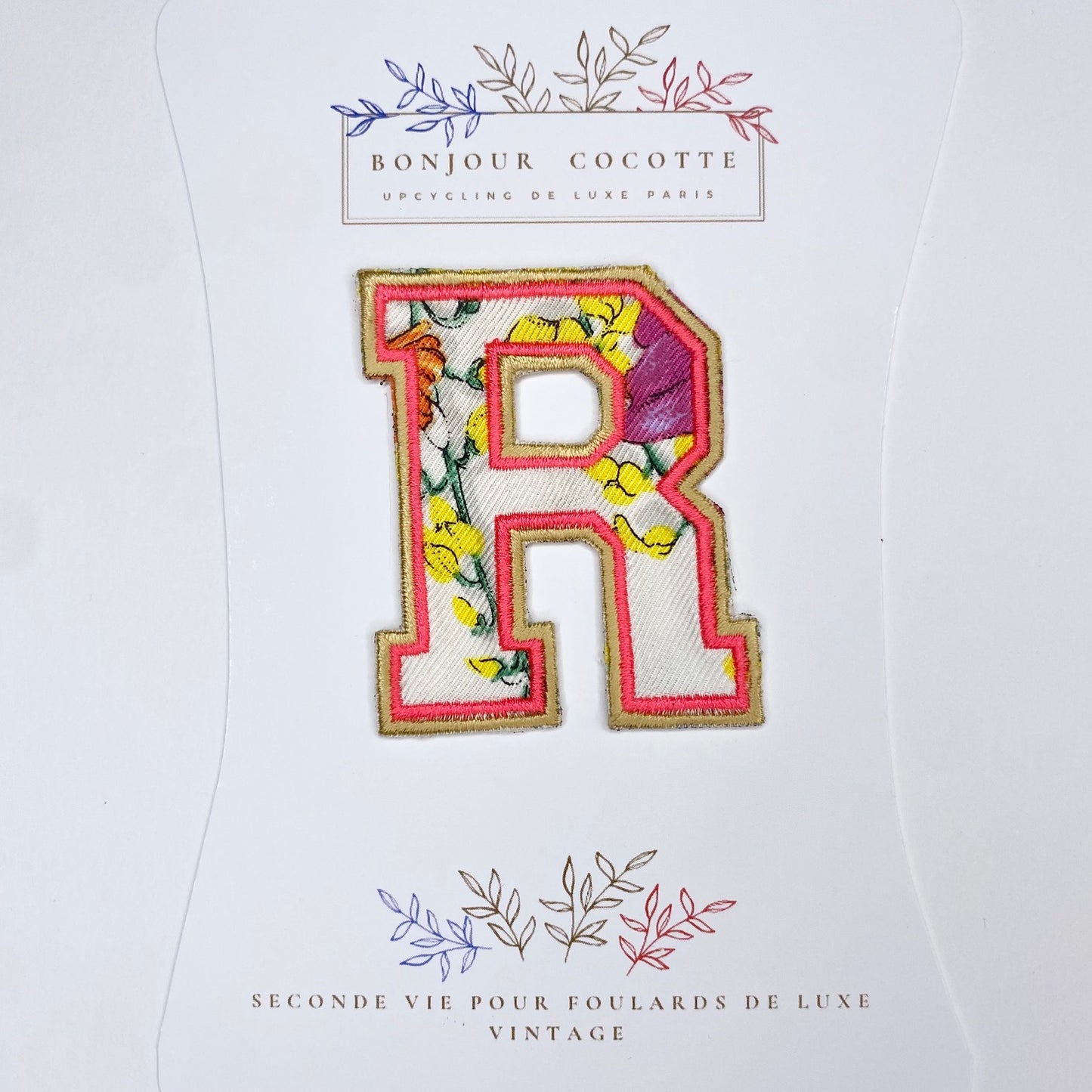 Patch  thermocollant petite lettre R foulard revalorisé vintage Mantero